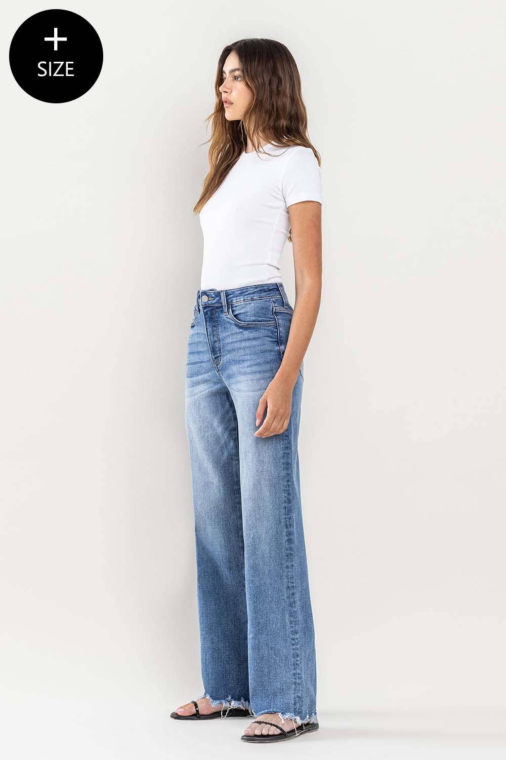 PLUS SIZE SUPER HIGH RISE RAW HEM LOOSE FIT MEDIUM DENIM